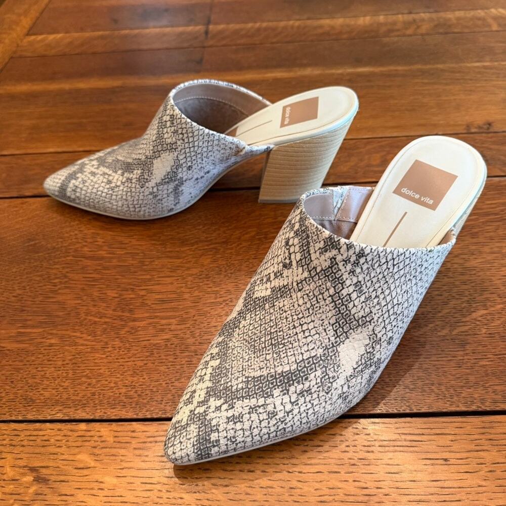 Dolce Vita Rayvn Mule Heels Size 9.5 Snakeskin Pointed Toe Block Heel